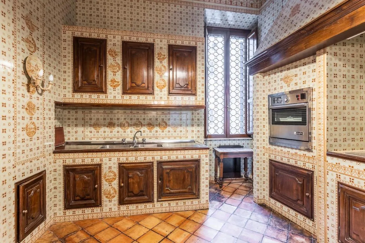 Luxury Apartment Cola Rome 0*,