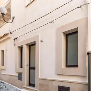 The Bell , Comiso Italia